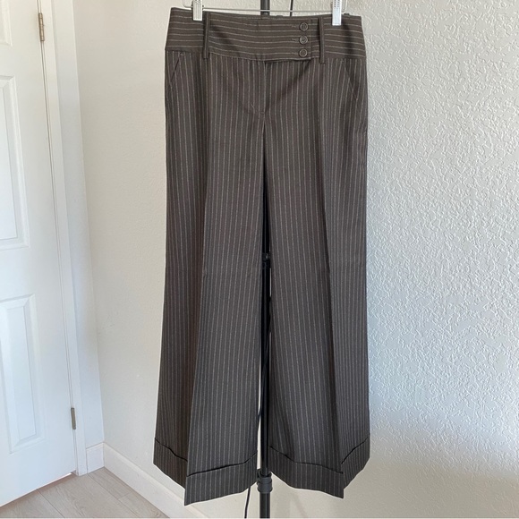 Bcbg maxazria brown pinstripe short sleeve jacket, wide leg pants set - Picture 12 of 15